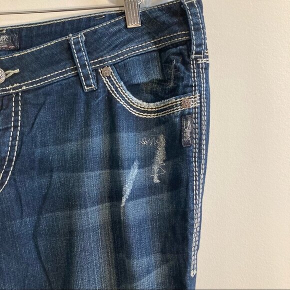 SILVER JEANS  CO Sz 38 x 37 Suki 17” Distressed Thick Stitch 9.5” Rise Jeans - Picture 3 of 15
